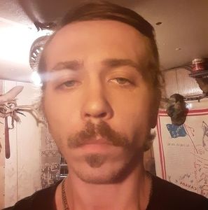 Meet your Posher, Adam